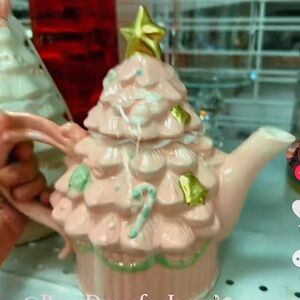 Pink Christmas Tree Teapot